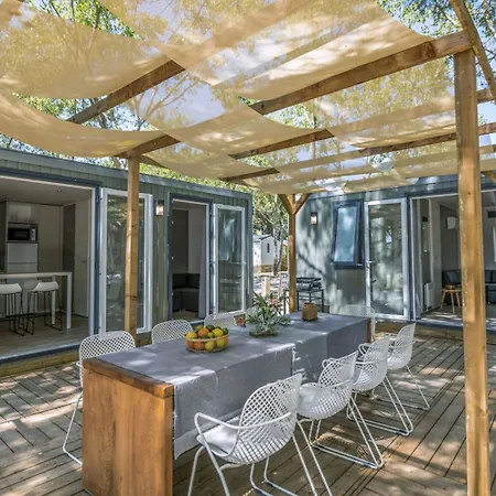 Parque de Campismo Friends 10p 5bdrms Aircon Vendres